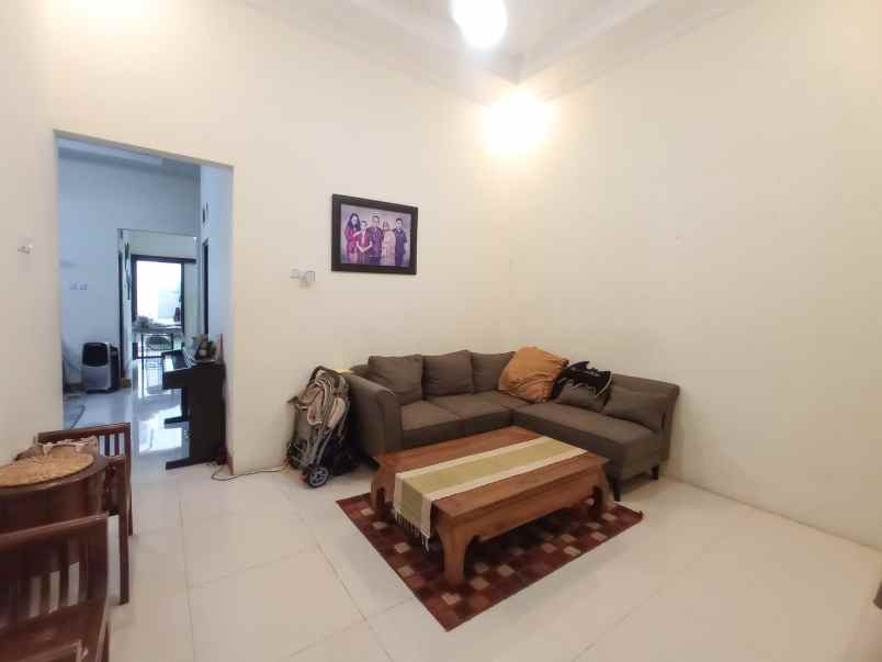 dijual rumah puspiptek bsd
