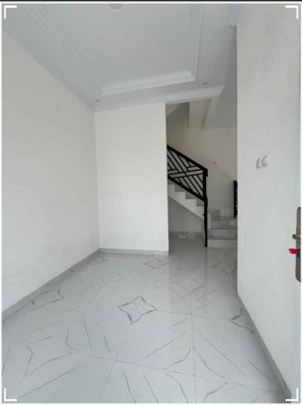 dijual rumah rangkapan jaya