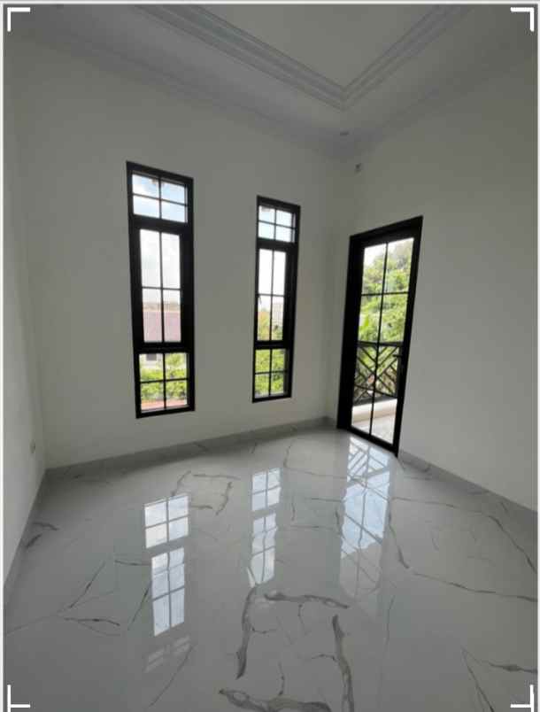 dijual rumah rangkapan jaya