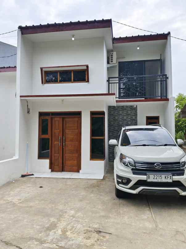 dijual rumah rangkapan jaya
