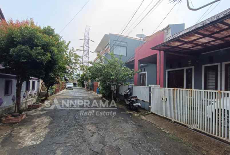 dijual rumah rangkapan jaya pancoran