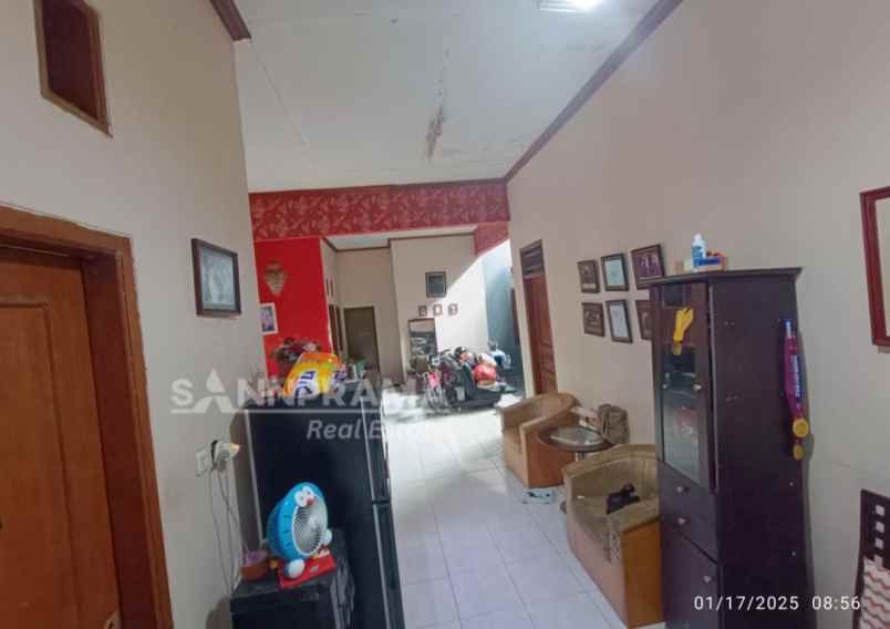 dijual rumah rangkapan jaya pancoran
