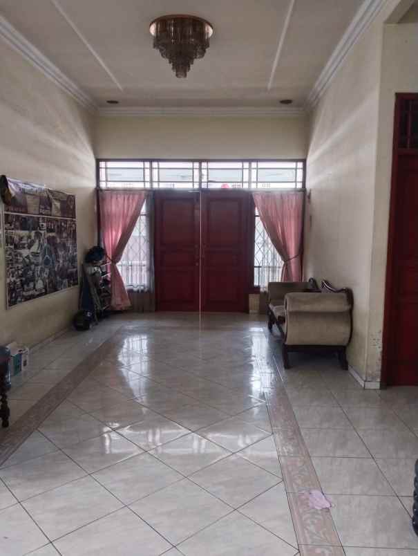 dijual rumah rasamala
