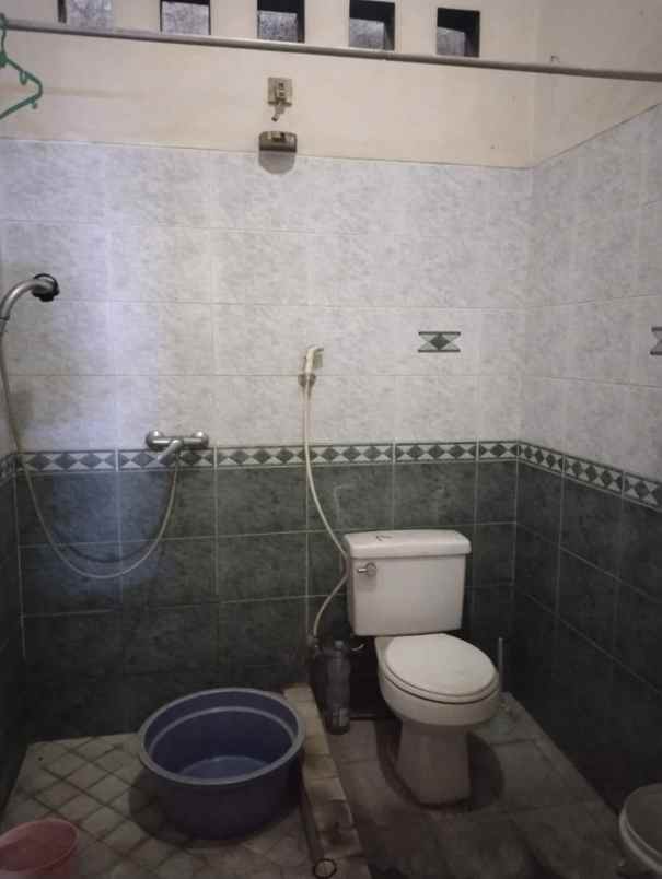 dijual rumah rasamala