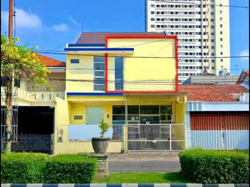 dijual rumah raya babatan pratama