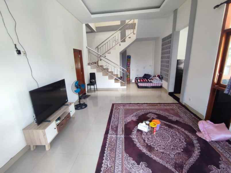 dijual rumah rs panti rini
