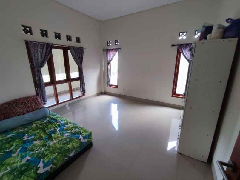 dijual rumah rs panti rini