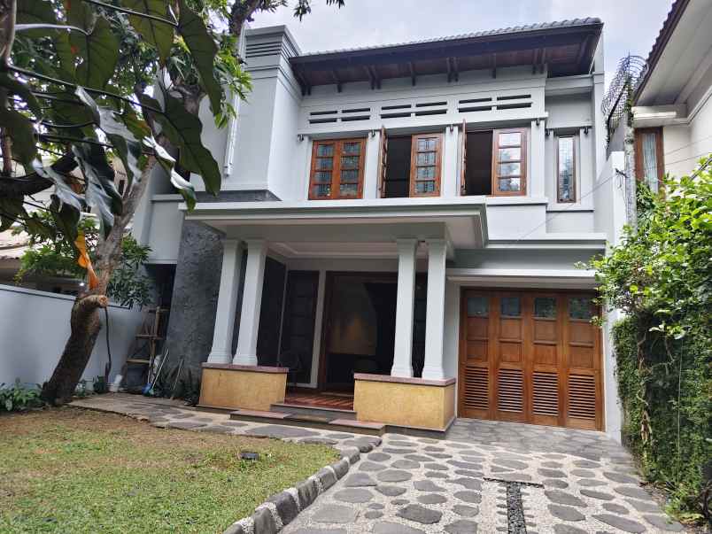 dijual rumah rumah menteng jakarta pusat