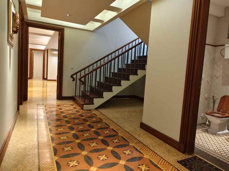 dijual rumah rumah menteng jakarta pusat