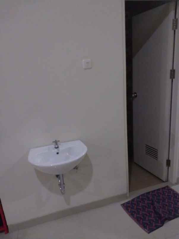 dijual rumah rungkut harapan