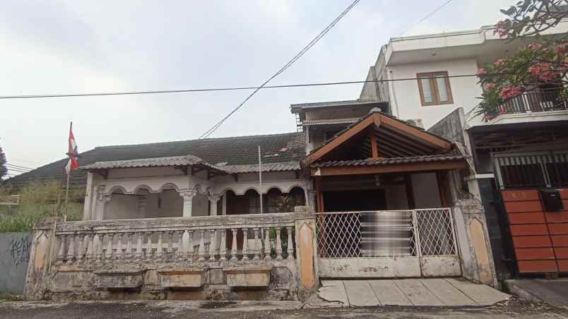 dijual rumah sarua indah