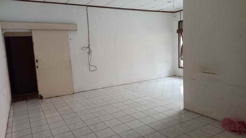 dijual rumah sarua indah