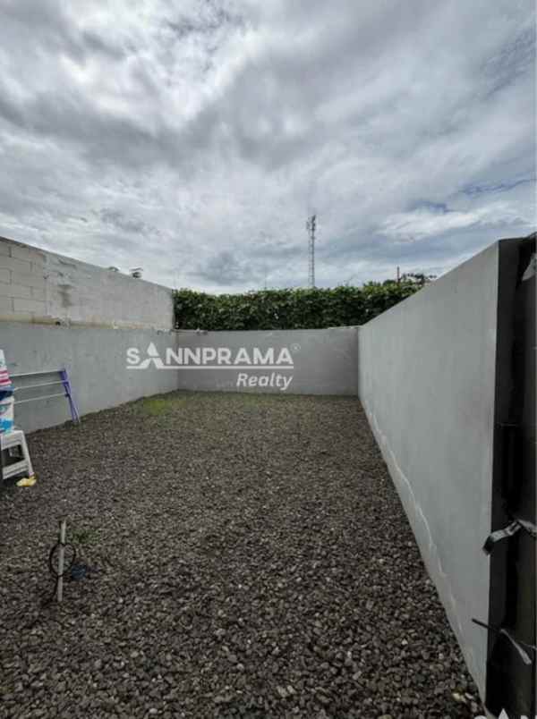 dijual rumah sawangan lama