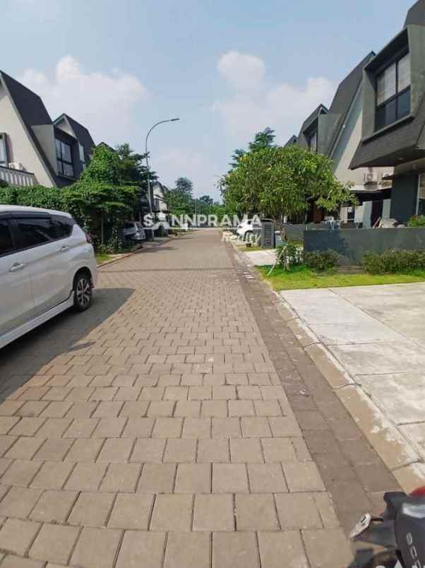 dijual rumah sawangan lama