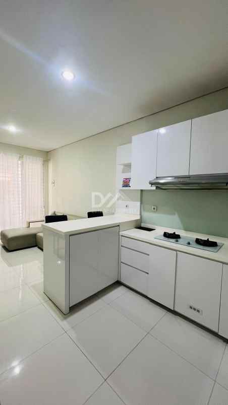dijual rumah semi furnished di graha raya bintaro