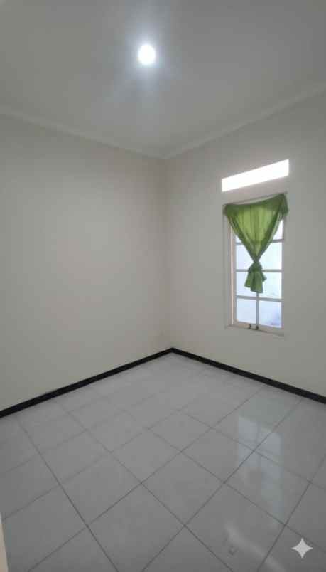 dijual rumah siap huni di rasamala banyumanik semarang