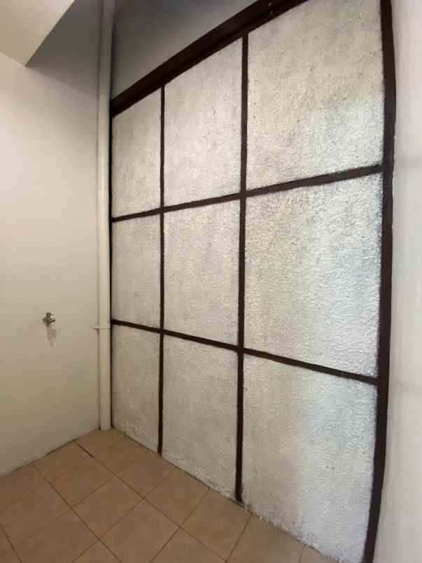 dijual rumah siap huni lokasi plamongan indah