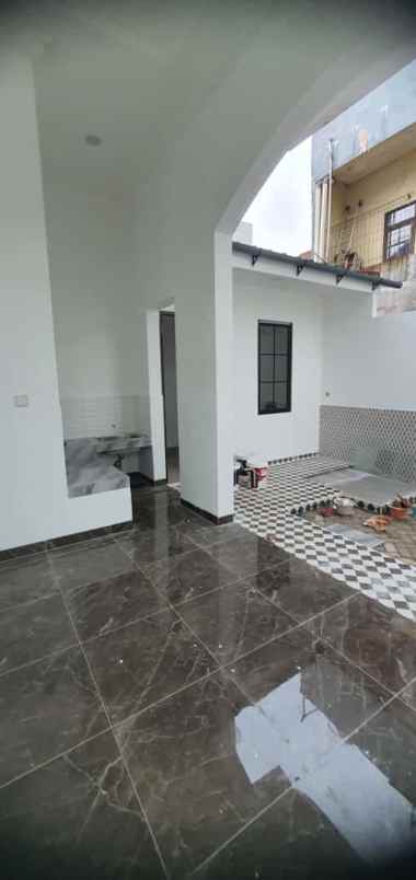 dijual rumah siap huni posisi hook di sentul city