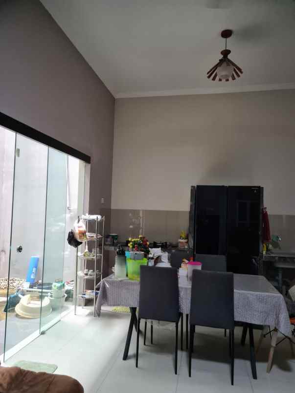 dijual rumah siaphuni di harapan indah bekasi