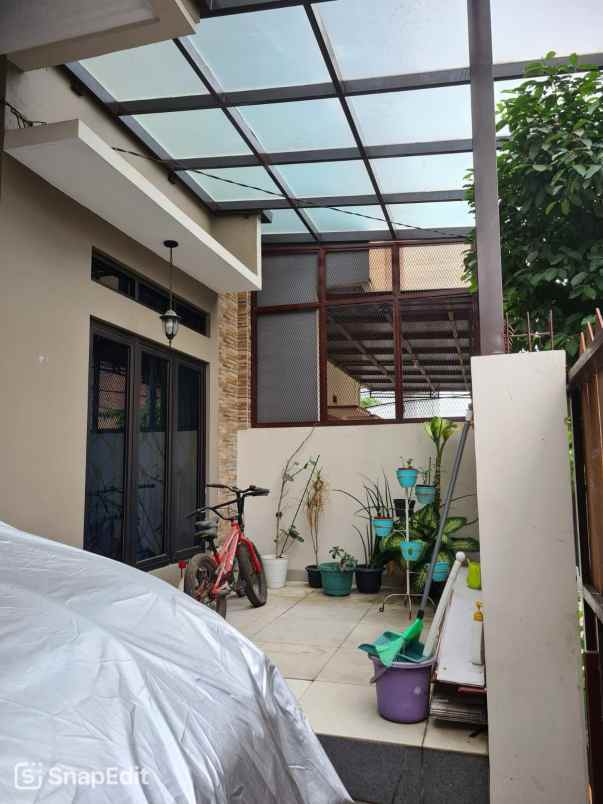 dijual rumah siaphuni di harapan indah bekasi