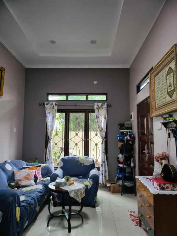dijual rumah siaphuni di harapan indah bekasi