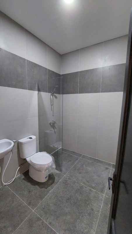 dijual rumah sidosermo