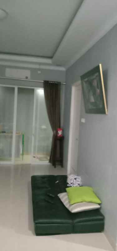 dijual rumah srengseng sawah