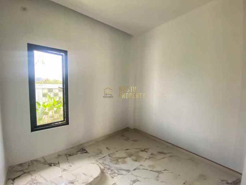 dijual rumah sumberarum moyudan