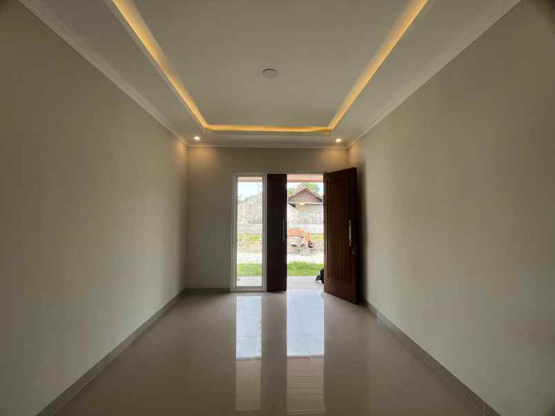 dijual rumah sumberharjo madurejo