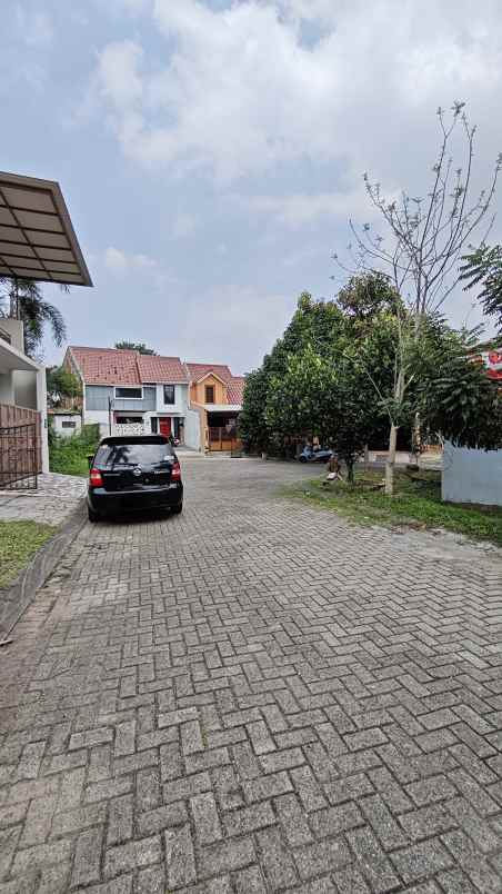 dijual rumah talaga bestari tangerang