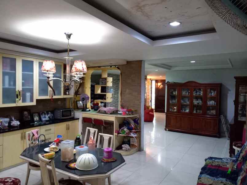 dijual rumah taman modern cakung