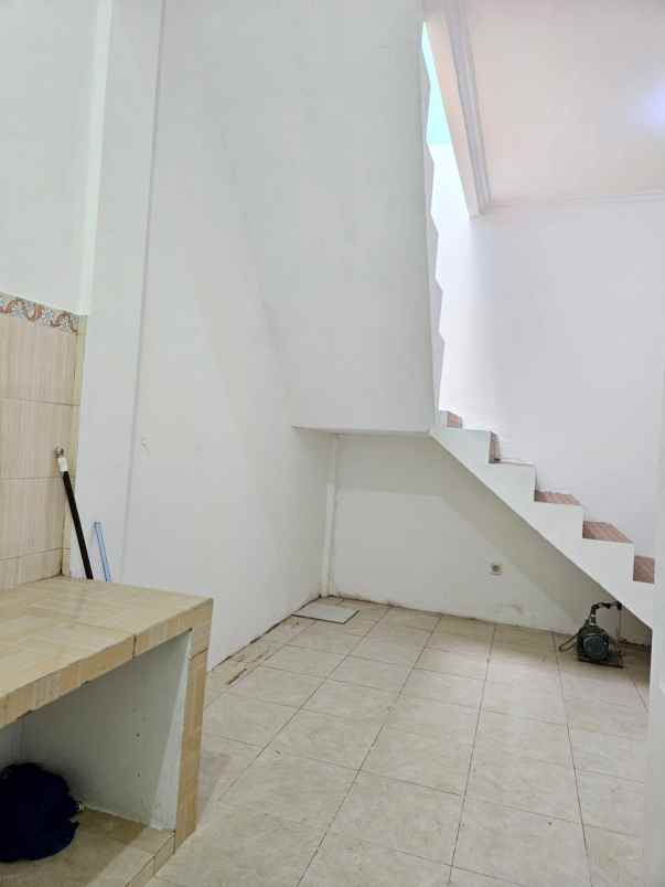 dijual rumah taman puri cendana tambun