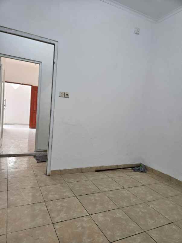 dijual rumah taman puri cendana tambun