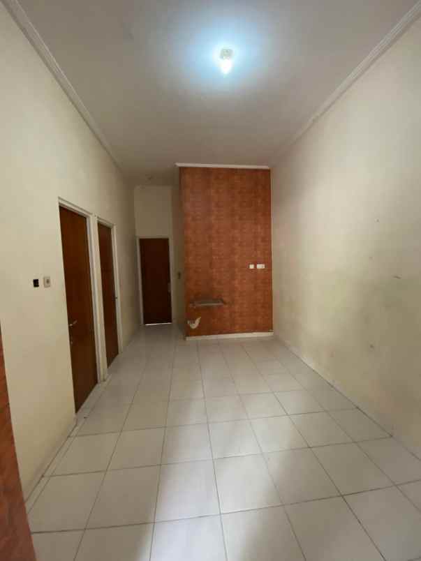dijual rumah tapos depok