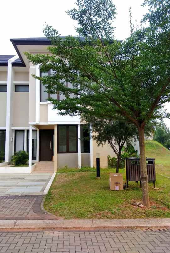 dijual rumah the eminent bsd cluster