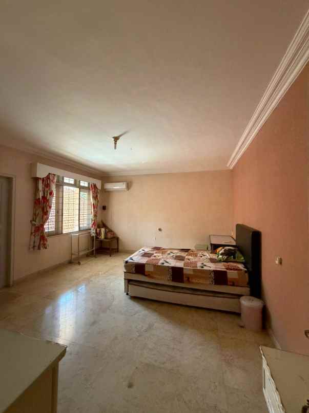 dijual rumah trunojoyo