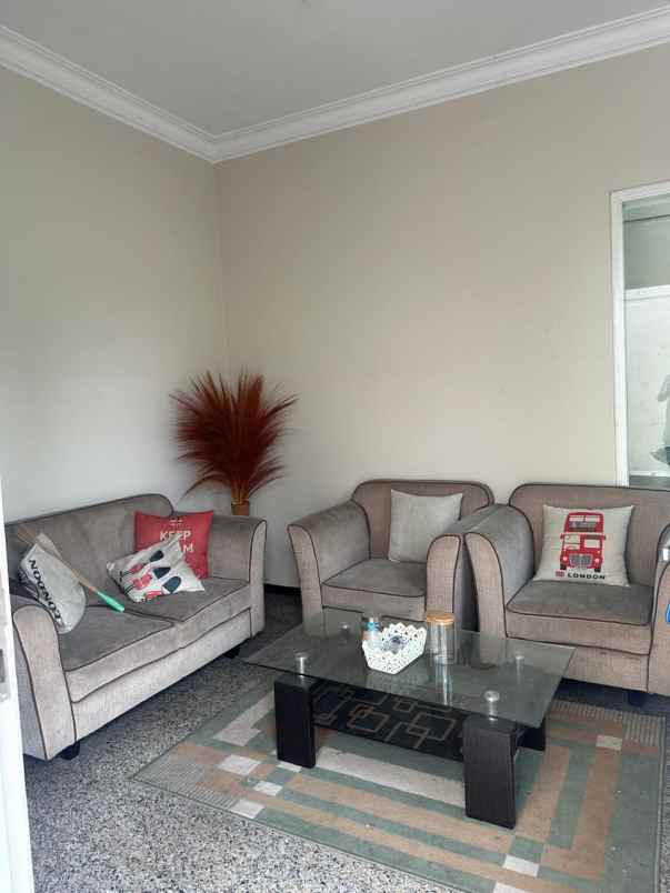 dijual rumah unimas garden regency