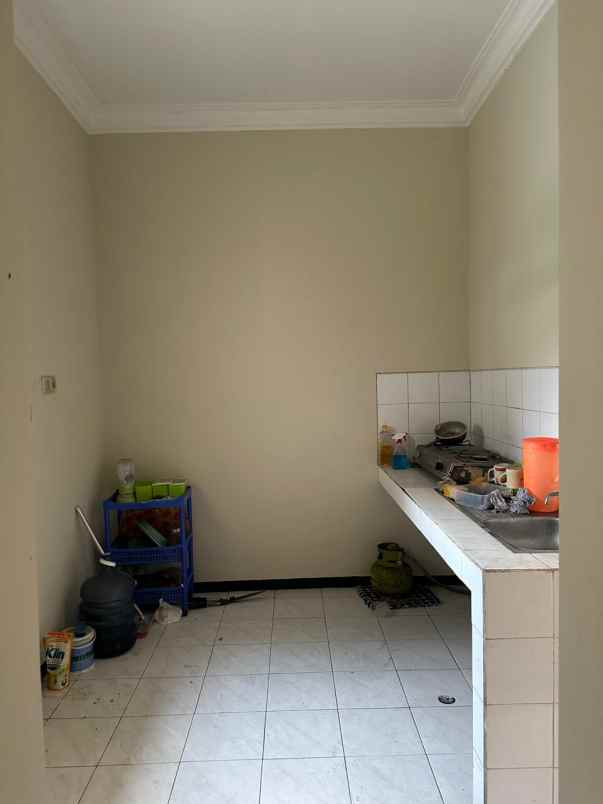 dijual rumah unimas garden regency