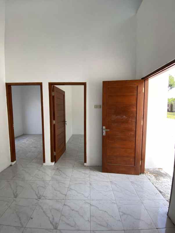 dijual rumah utara candi prambanan