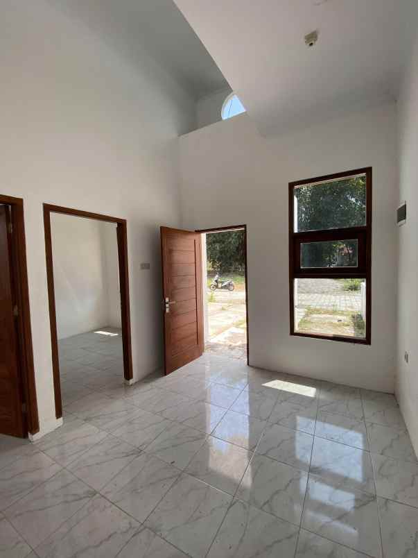 dijual rumah utara candi prambanan