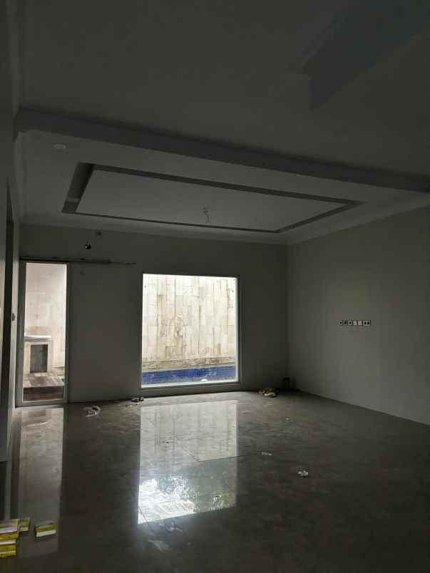 dijual rumah villa mutiara cibubur