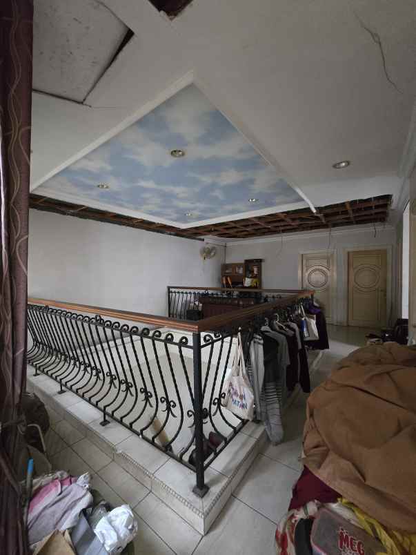 dijual rumah waringin permai