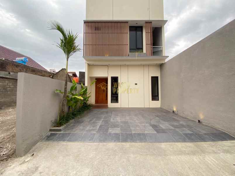 dijual rumah wedomartani kec ngemplak