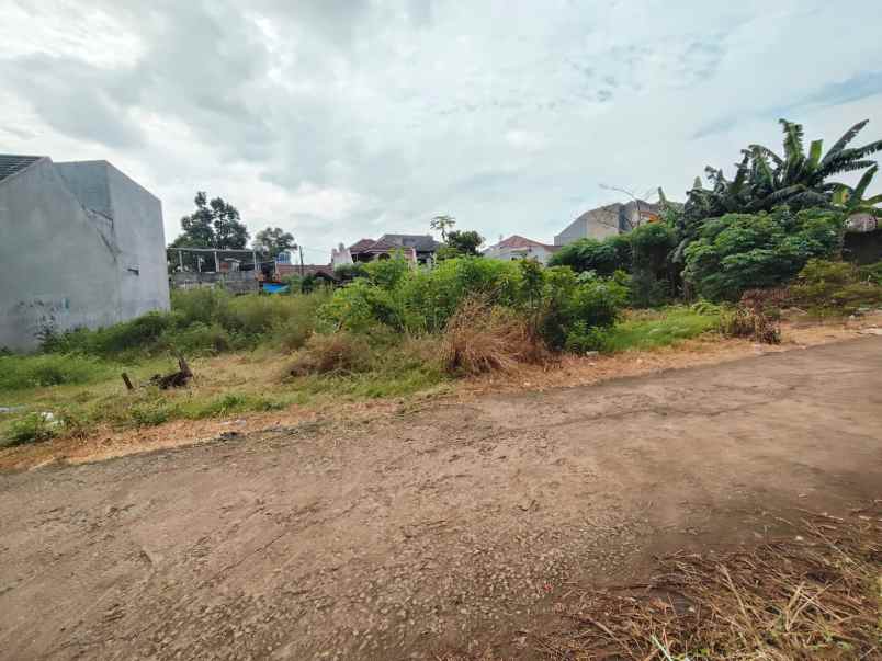 dijual tanah jalan kakatua