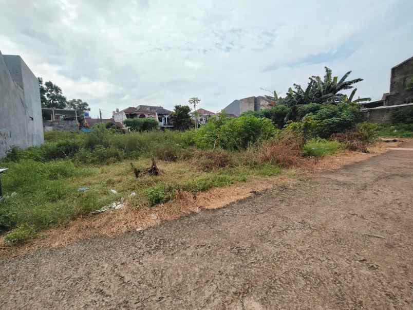 dijual tanah jalan kakatua