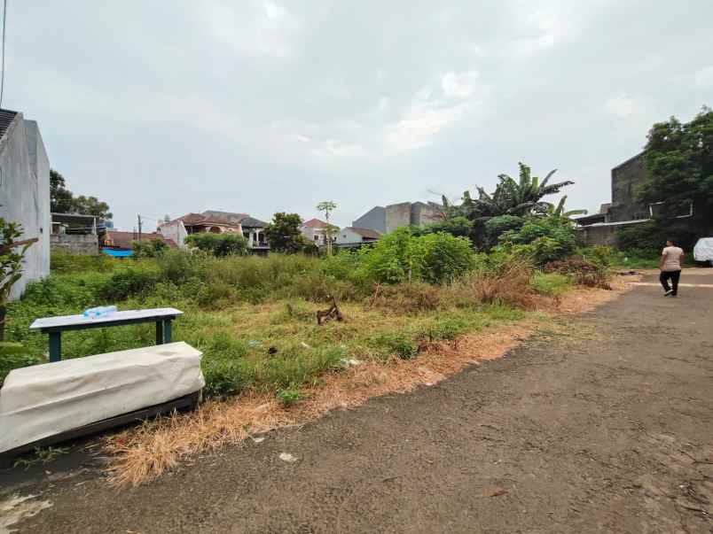 dijual tanah jalan kakatua