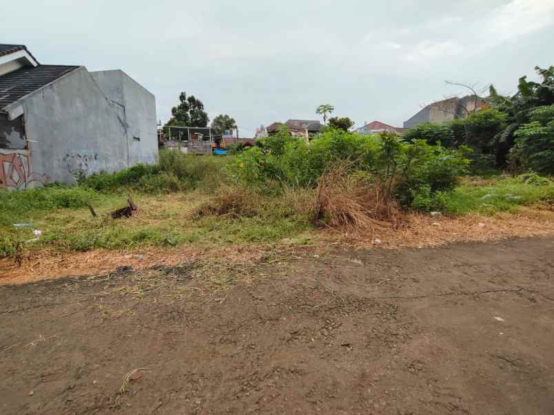dijual tanah jalan kakatua