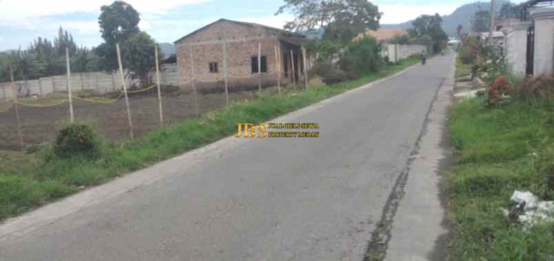 dijual tanah jalan kebun bunga dolat