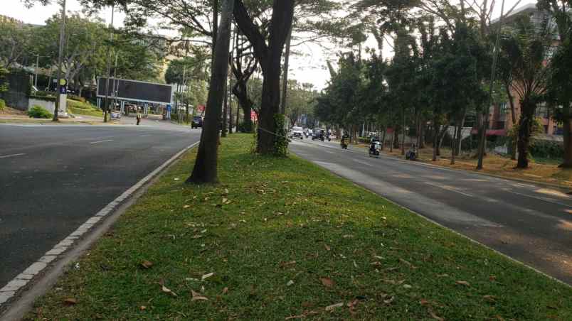 dijual tanah jl alam sutera boulevard