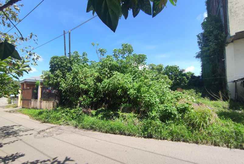 dijual tanah jl santiago kel sumompo
